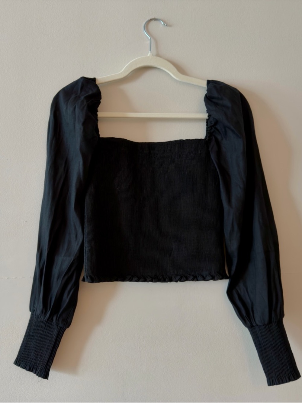 Angel Square-Neck Balloon Sleeve Smocked Crop Top - Picture 5 of 6